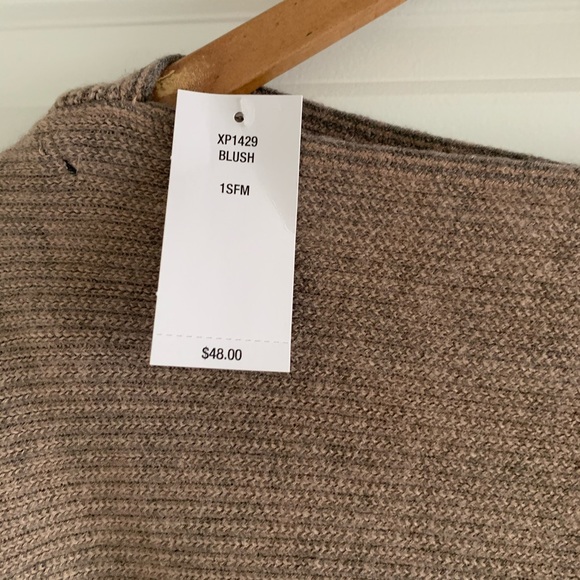 Steve Madden Blush Poncho - Picture 3 of 5